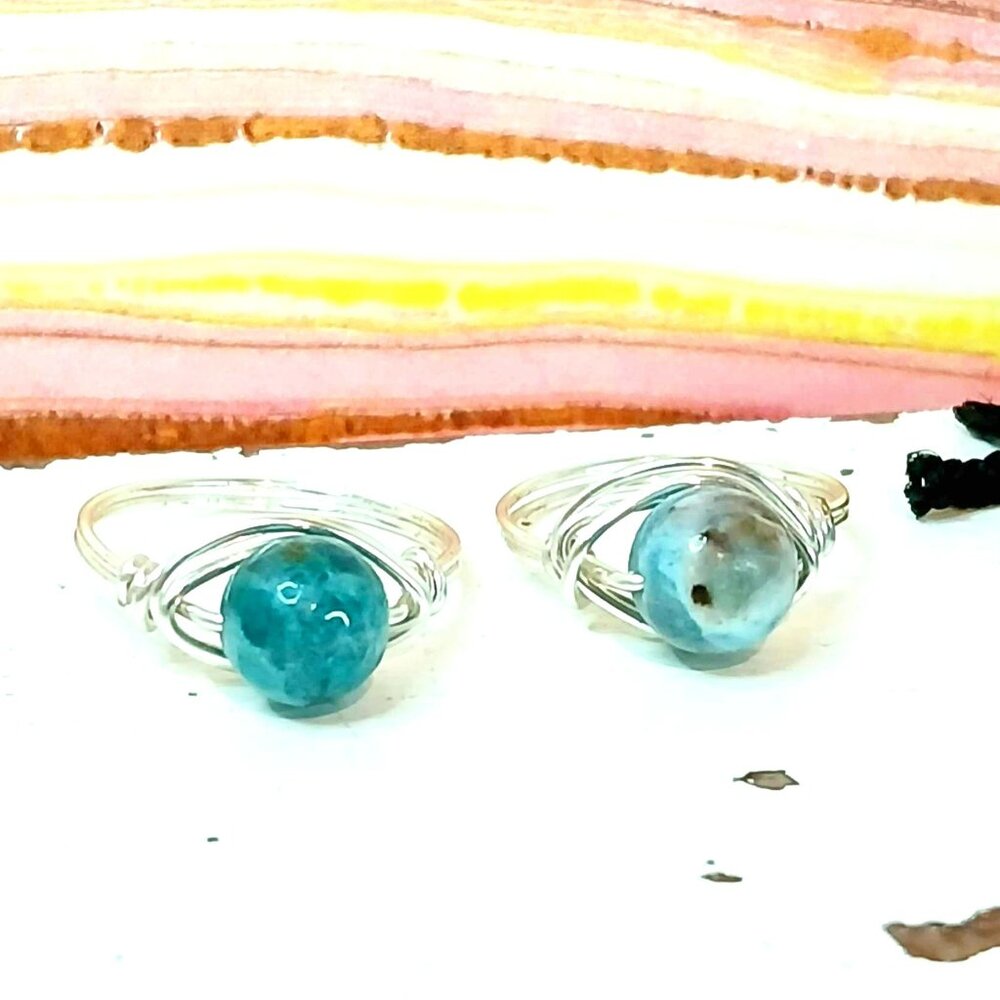 Blue Apatite Gemstone Beaded Wire Ring, Crystal Dainty Chic Cute Silver